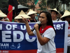 MANILA, PHILIPPINES - FEBRUARY 4, 2016 - A protester gestures during a protest rally against the legality of the Enhanced Defense Cooperation Agreement (EDCA) in front of the US Embassy in Manila, Philippines. (Photo by Richard James M. Mendoza / Pacific Press)